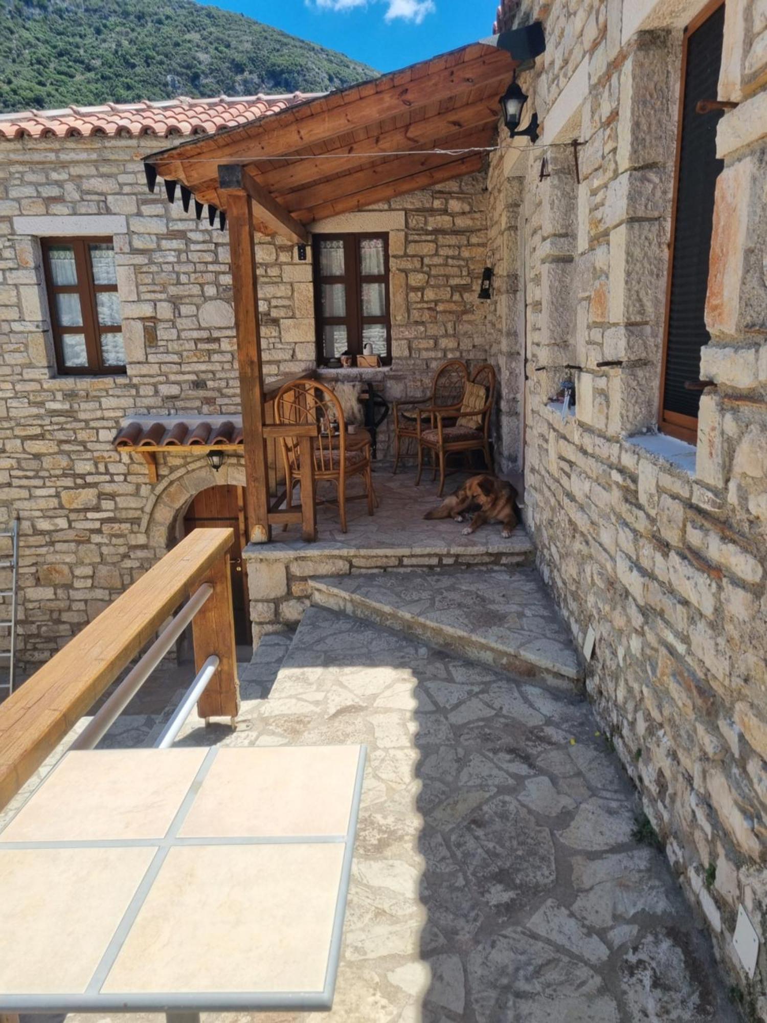 Villa Olive Old Qeparo Luaran gambar