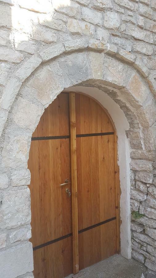 Villa Olive Old Qeparo Luaran gambar