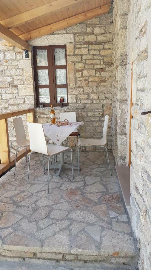 Villa Olive Old Qeparo Luaran gambar