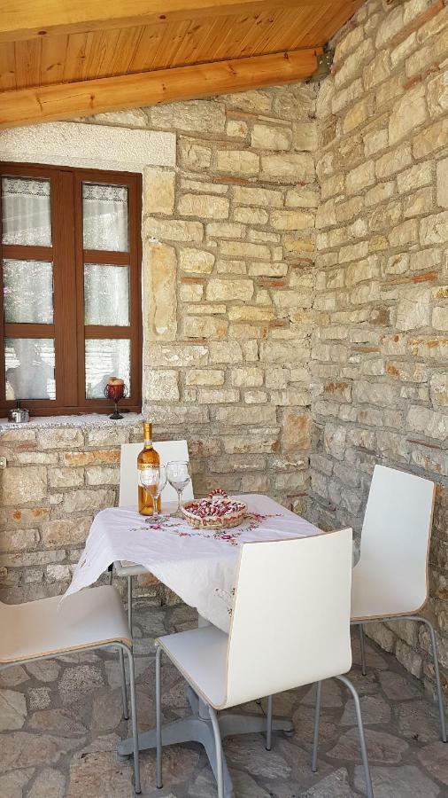 Villa Olive Old Qeparo Luaran gambar
